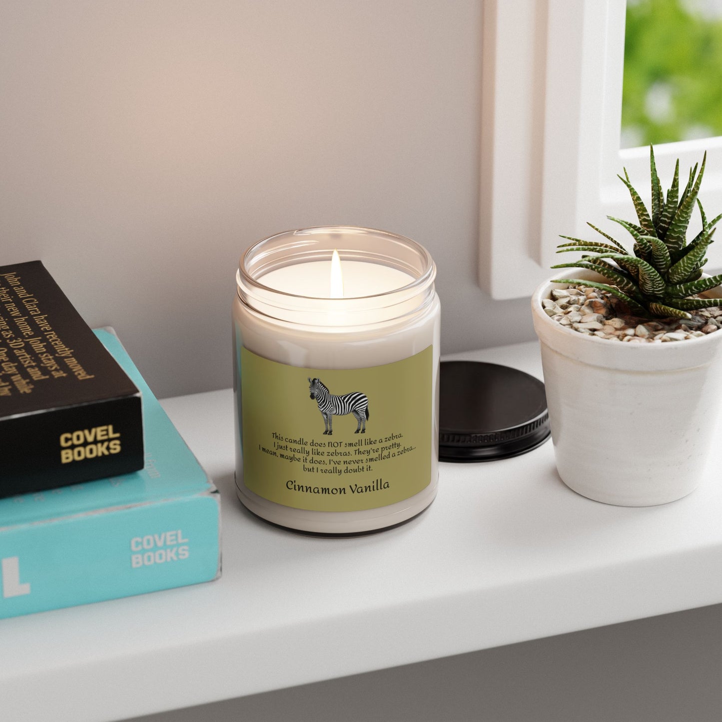Zebra Scented Candle - Cinnamon Vanilla