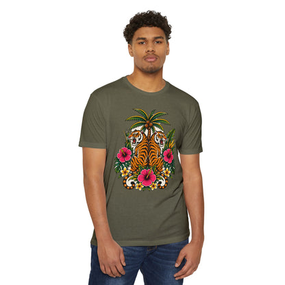 T-Shirt, Short Sleeve Boxy Crew Neck - Tiger Tiger Tropics Vintage Floral Palm