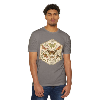 T-Shirt, Short Sleeve Boxy Crew Neck - Moth & Botanicals Hexagon Vintage Nature Illustration